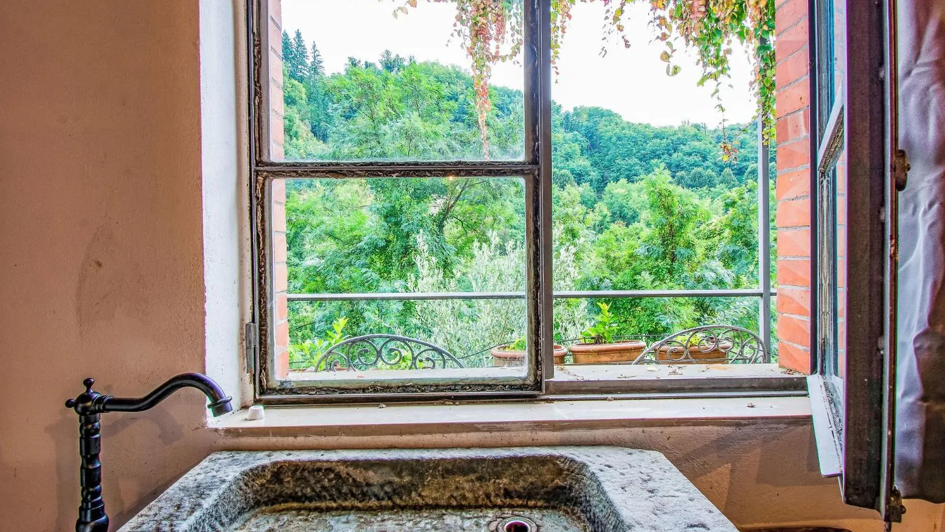 Apartment Corsonna By Interhome Barga 0*,
